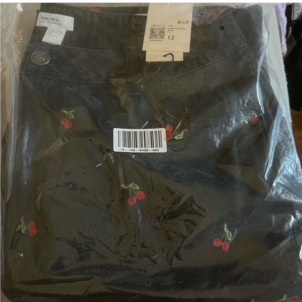 Forever 21 Cherry Jeans/Pants